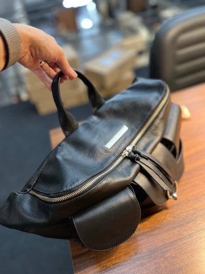 Pochete Suelen | Em couro legítimo premium