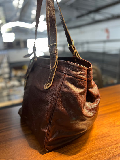 Bolsa Nira | Em couro legítimo premium