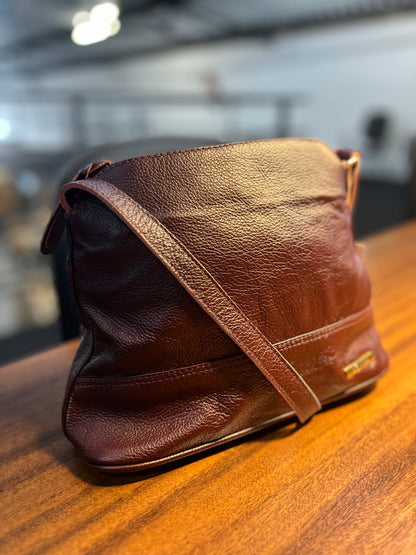 Bolsa Fabi | Em couro legítimo premium