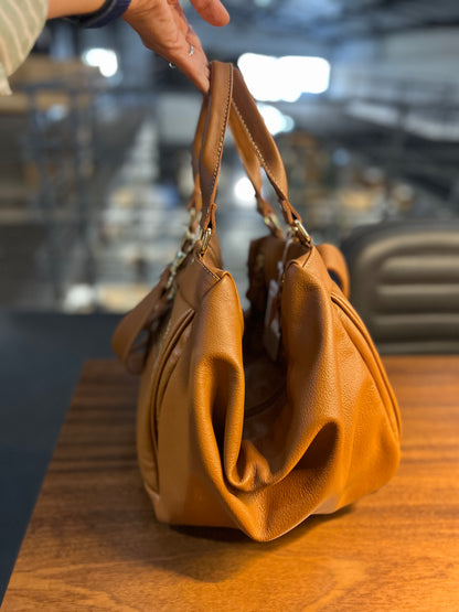 Bolsa Megan |  | Em couro legítimo premium
