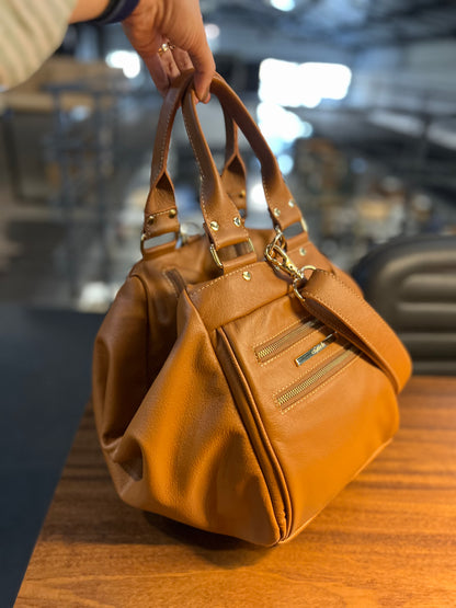 Bolsa Megan |  | Em couro legítimo premium