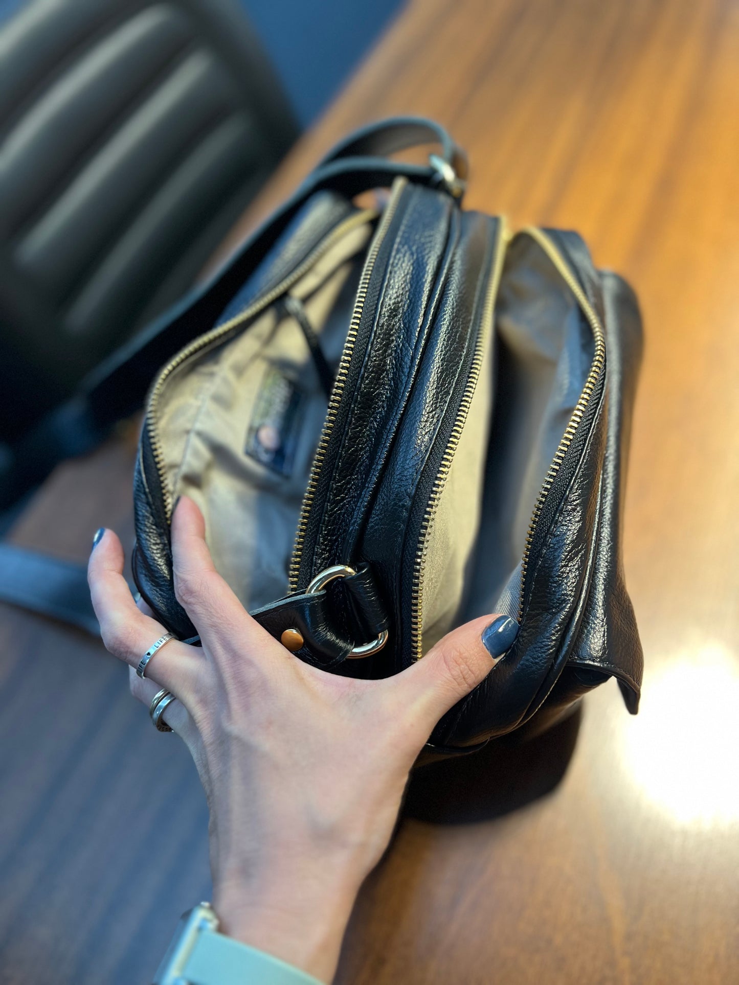 Bolsa Micaela | Em couro legítimo premium