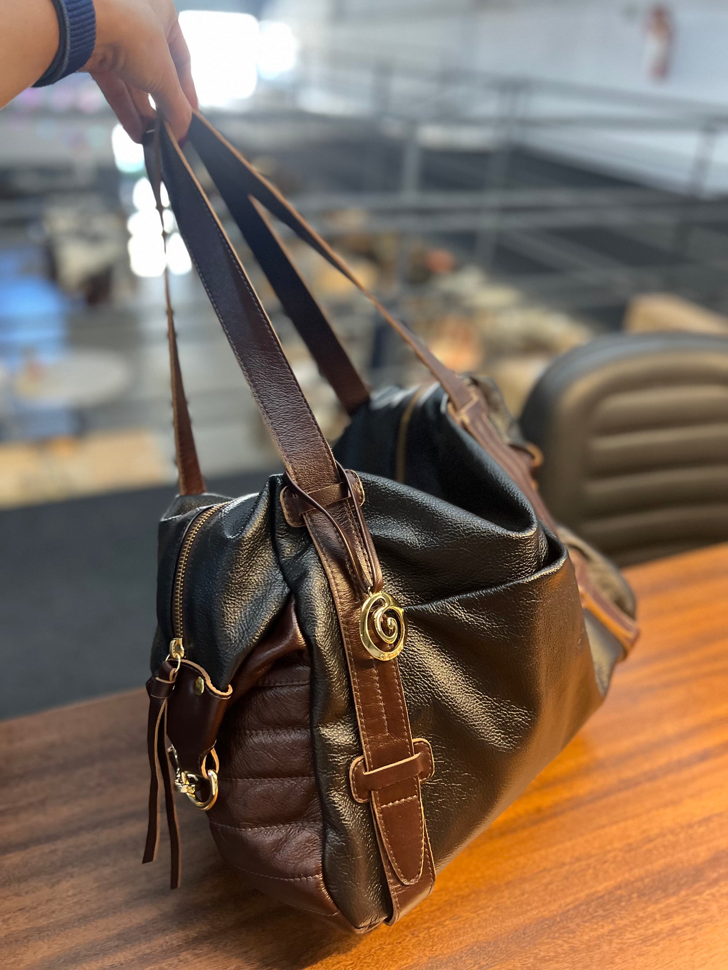 Bolsa Tonia | Em couro legítimo premium