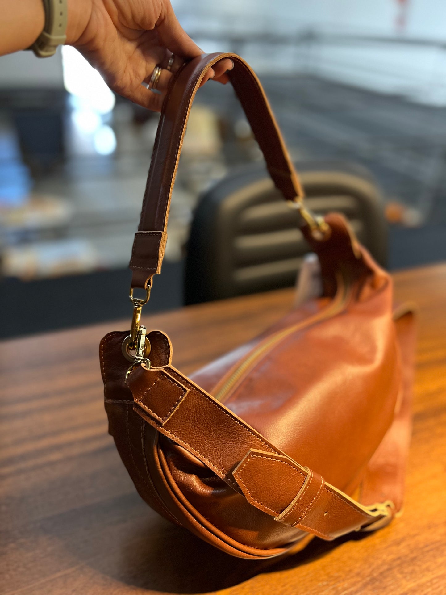 Bolsa Adriane | Em couro legítimo premium