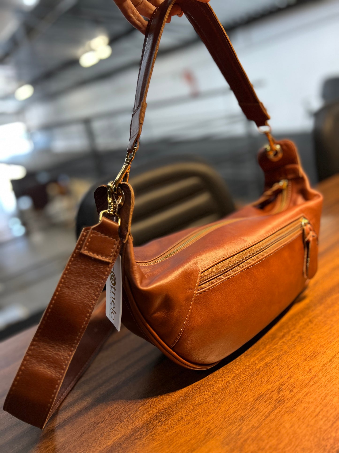 Bolsa Adriane | Em couro legítimo premium