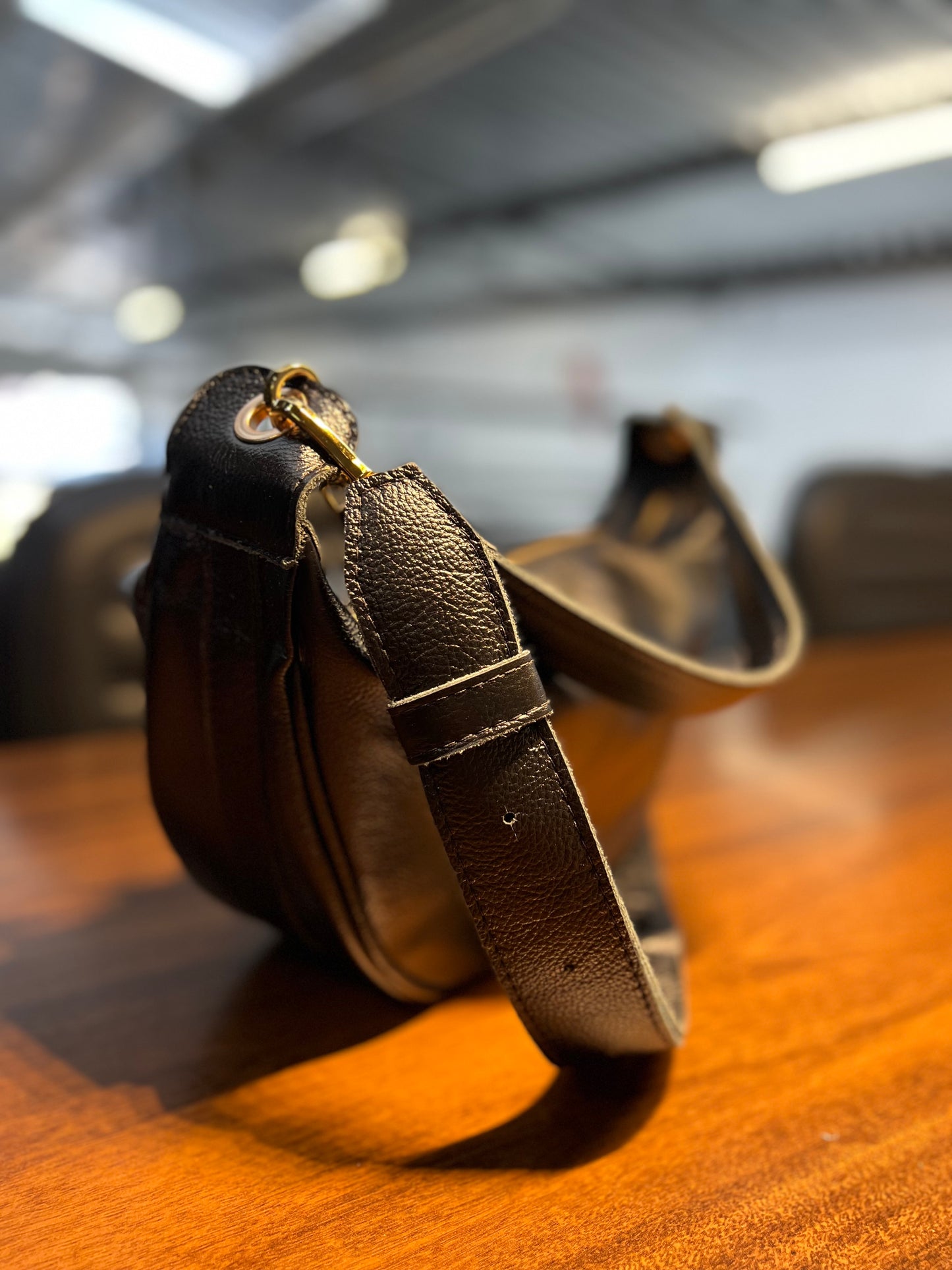 Bolsa Adriane | Em couro legítimo premium