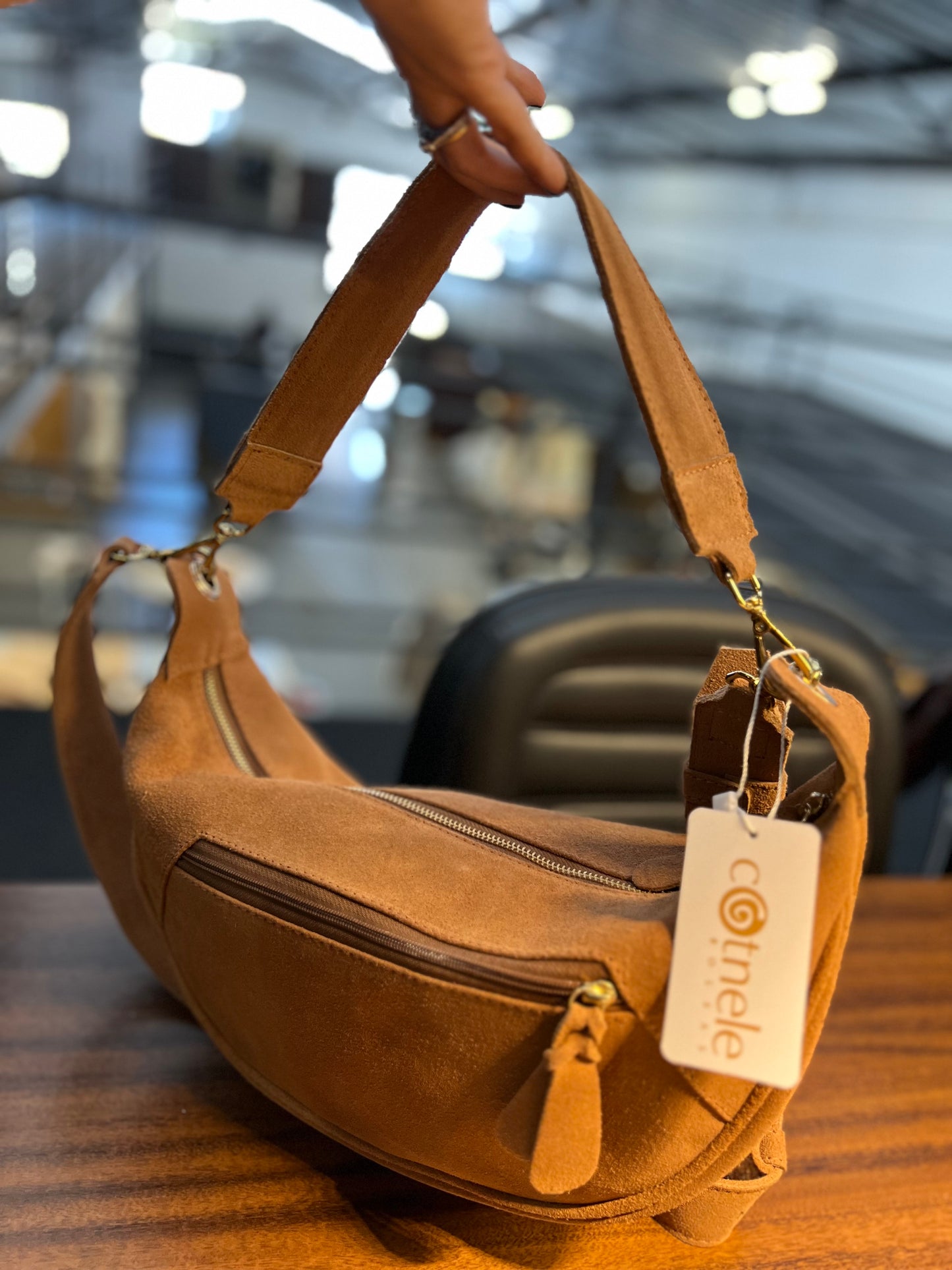 Bolsa Adriane | Em couro legítimo premium