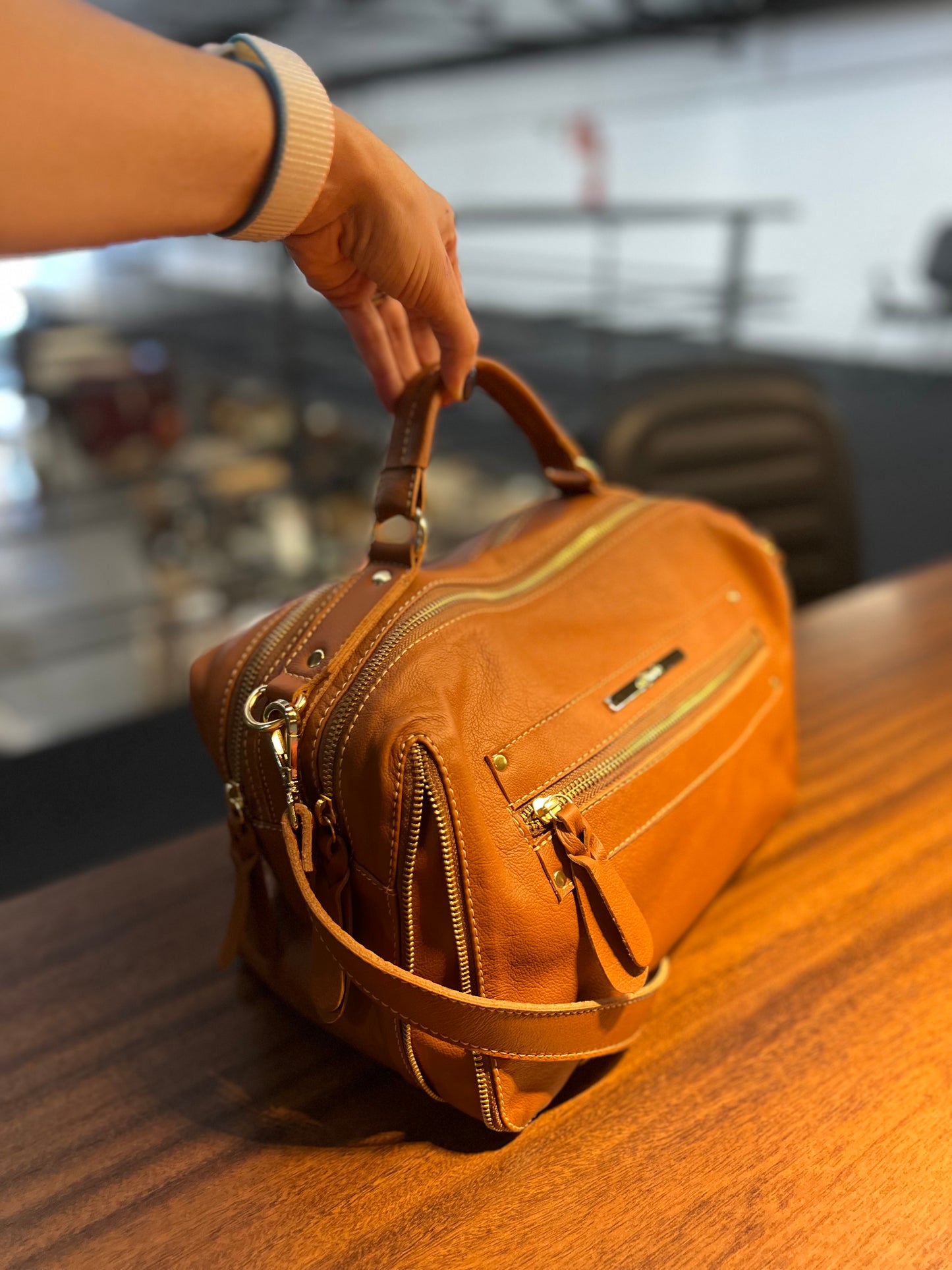 Bolsa Virgínia | Em couro legítimo premium