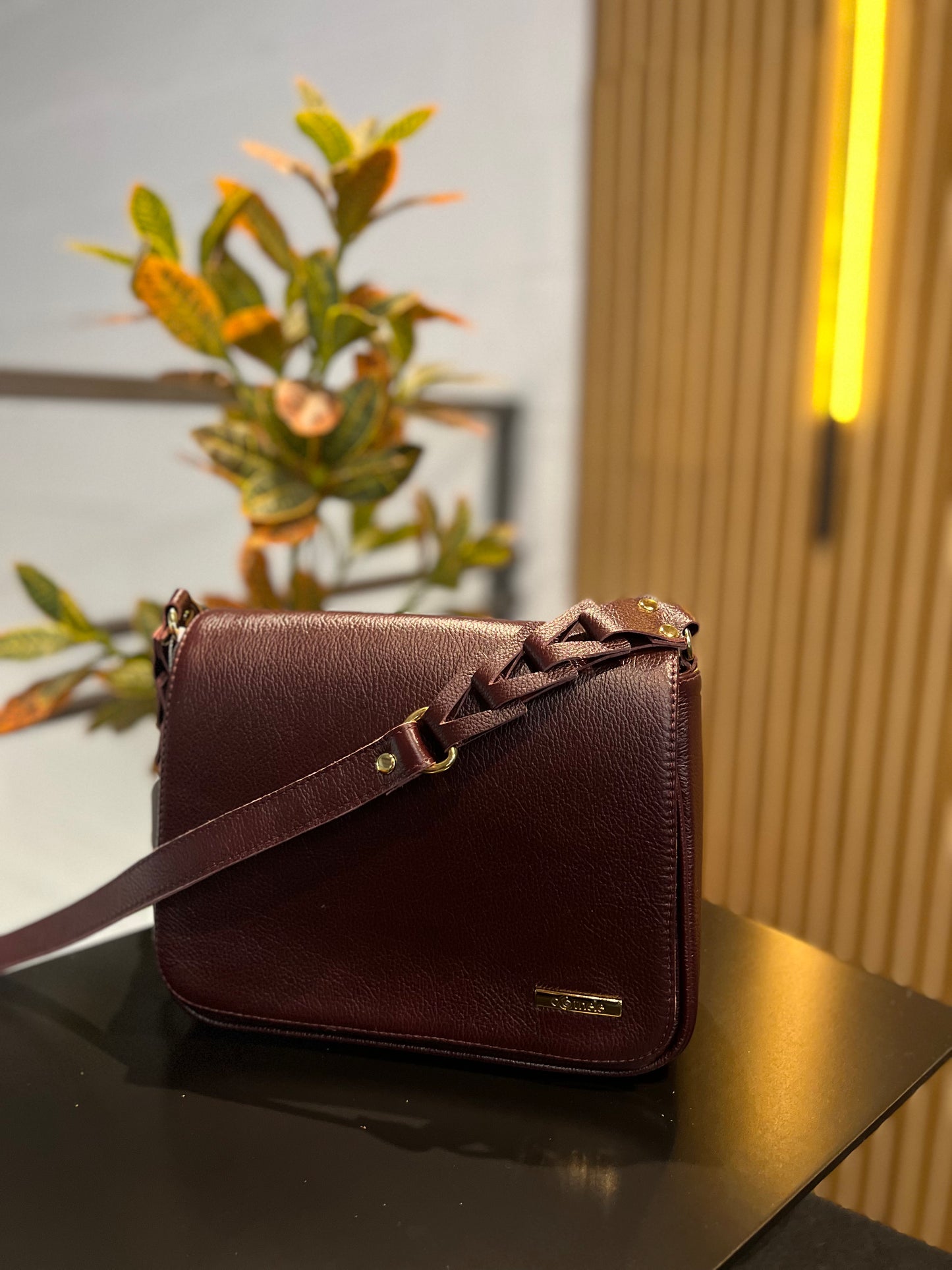 Bolsa Zell | Em couro legítimo premium