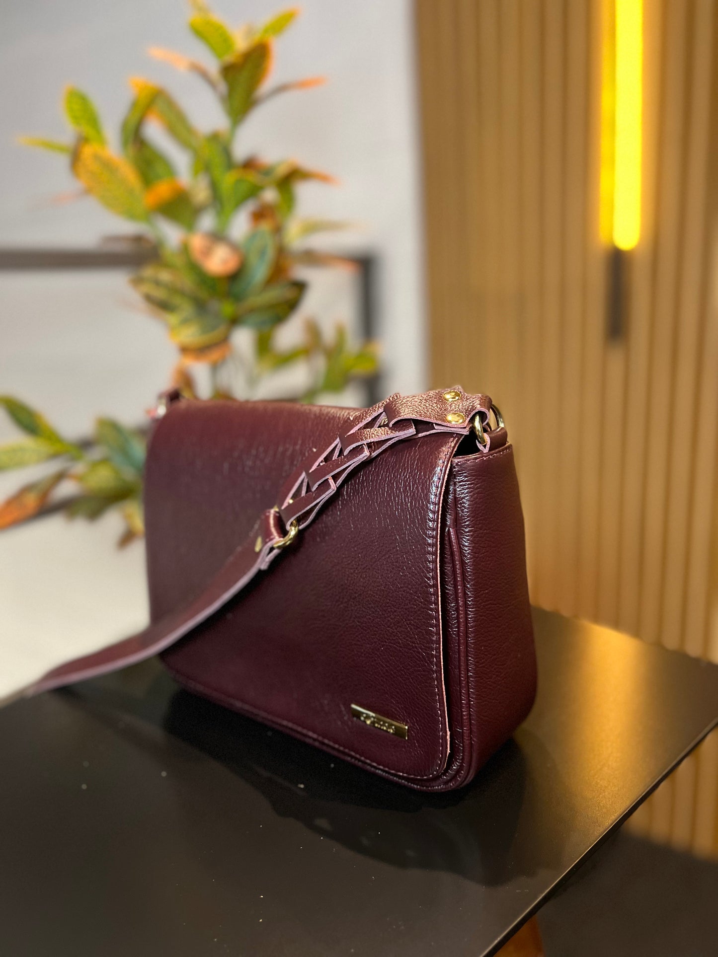 Bolsa Zell | Em couro legítimo premium