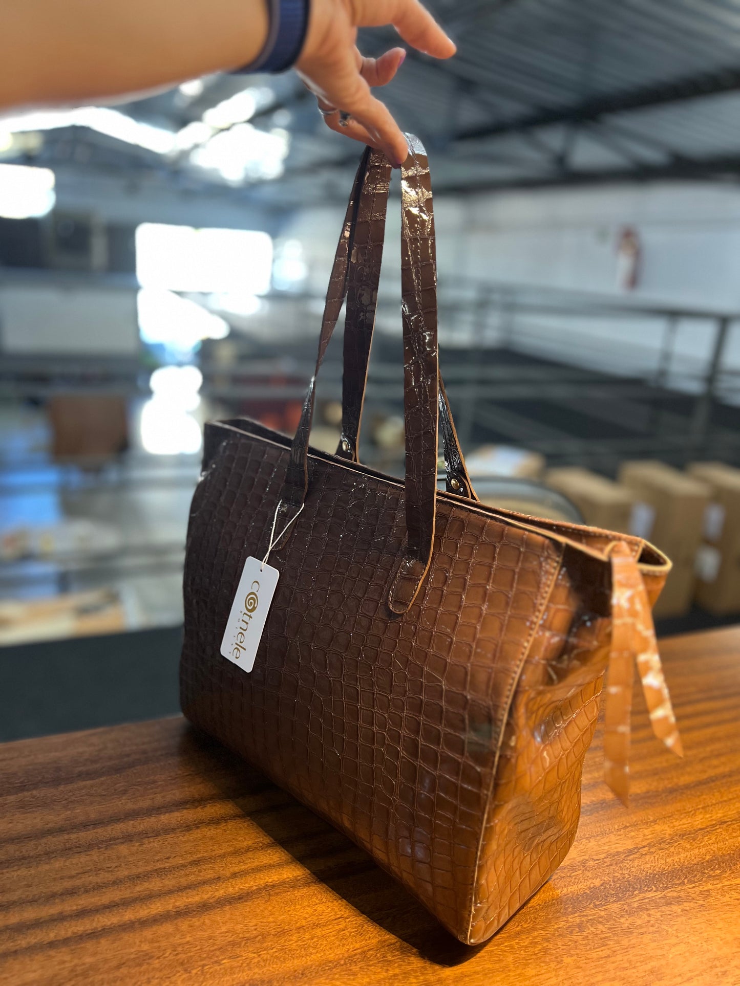 Bolsa Aurora | Em couro legítimo premium