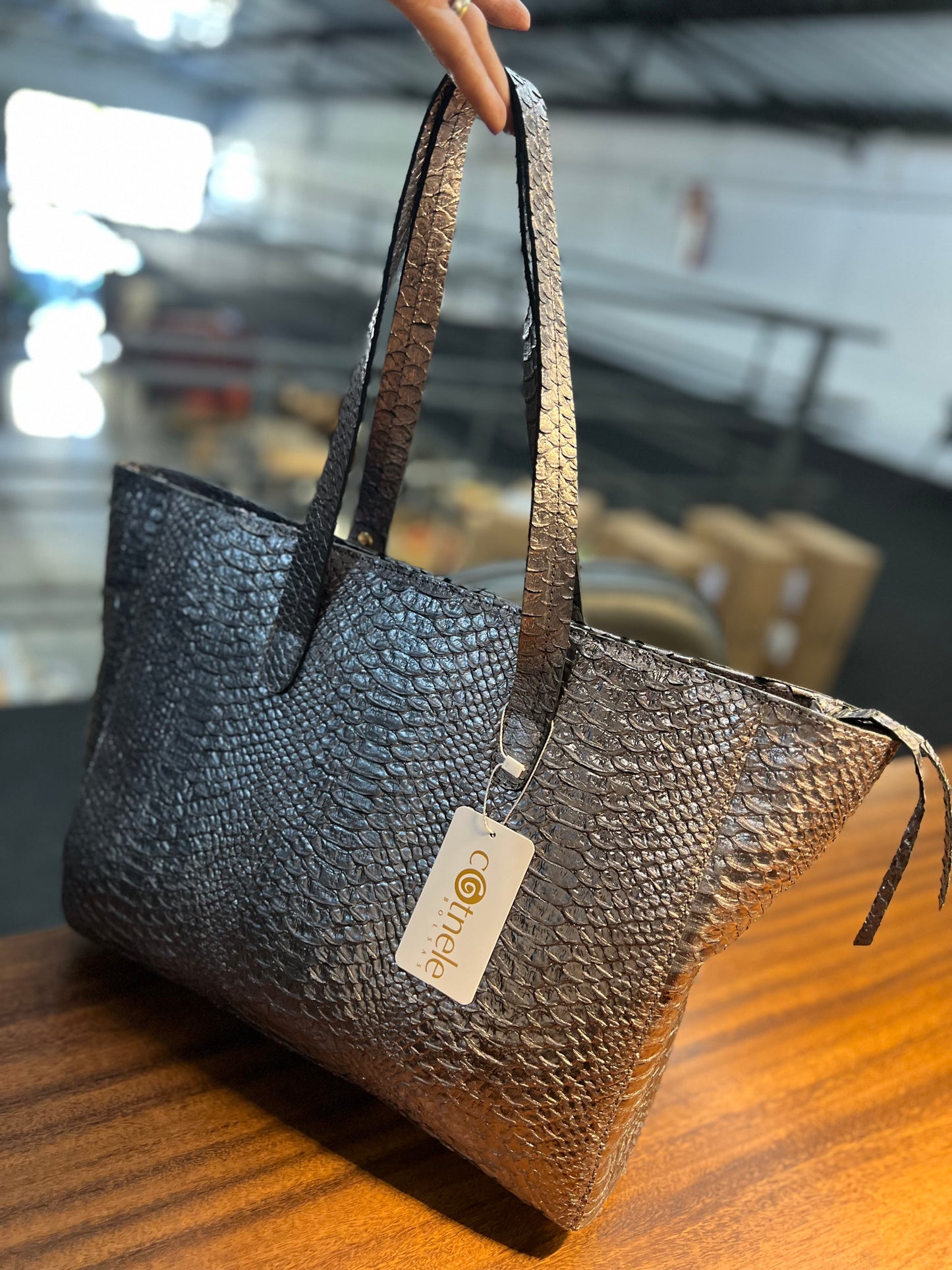 Bolsa Aurora | Em couro legítimo premium