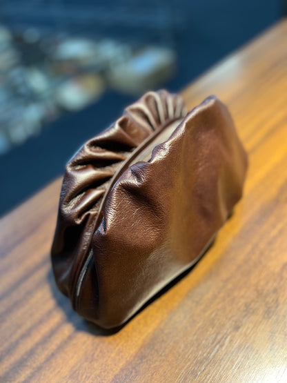 Bolsa Clara | Em couro legítimo premium