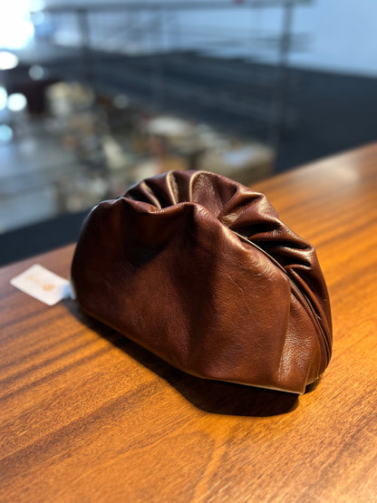 Bolsa Clara | Em couro legítimo premium