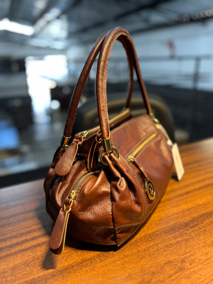 Bolsa Isis | Em couro legítimo premium