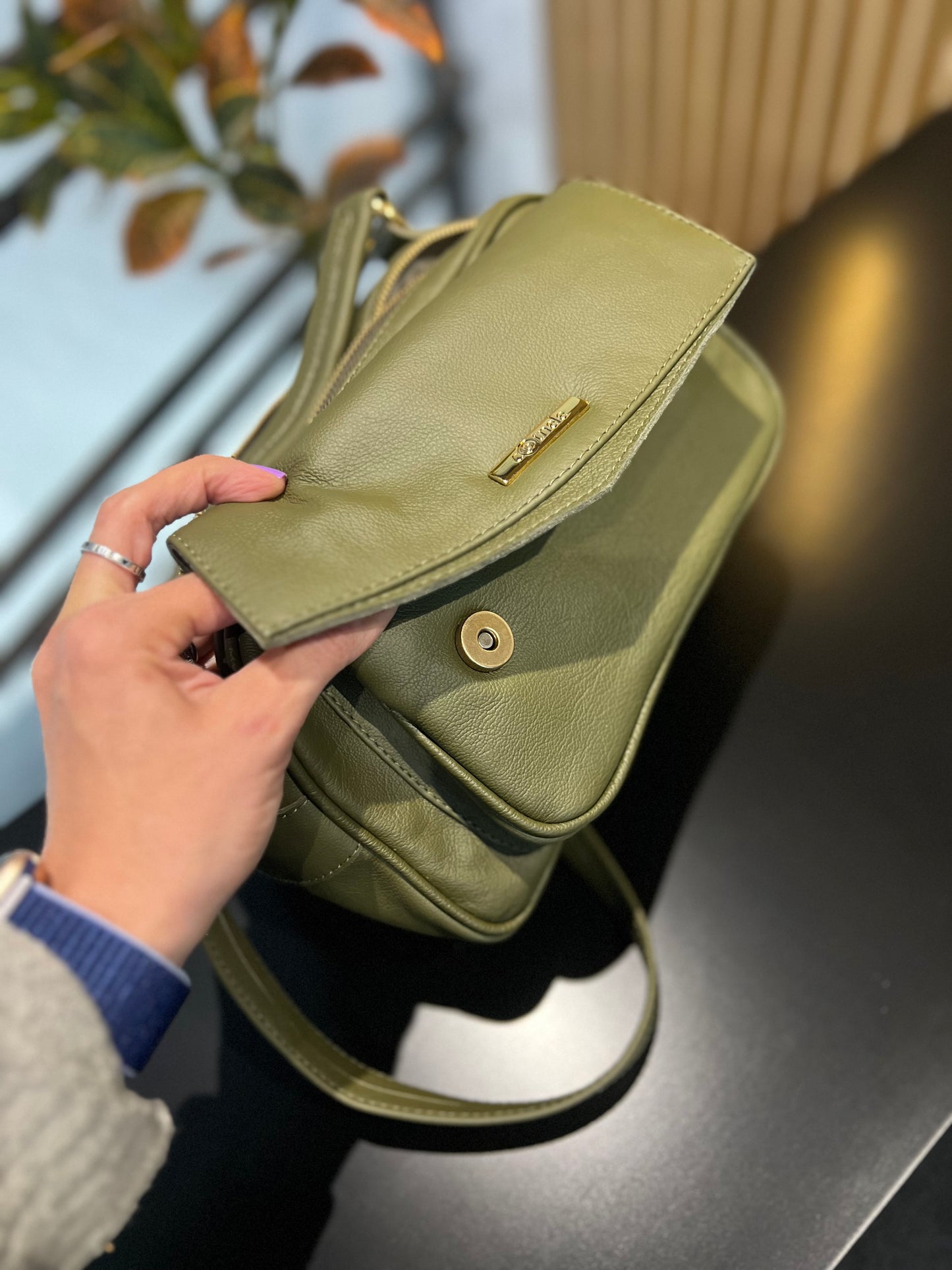 Bolsa Helena | Em couro legítimo premium