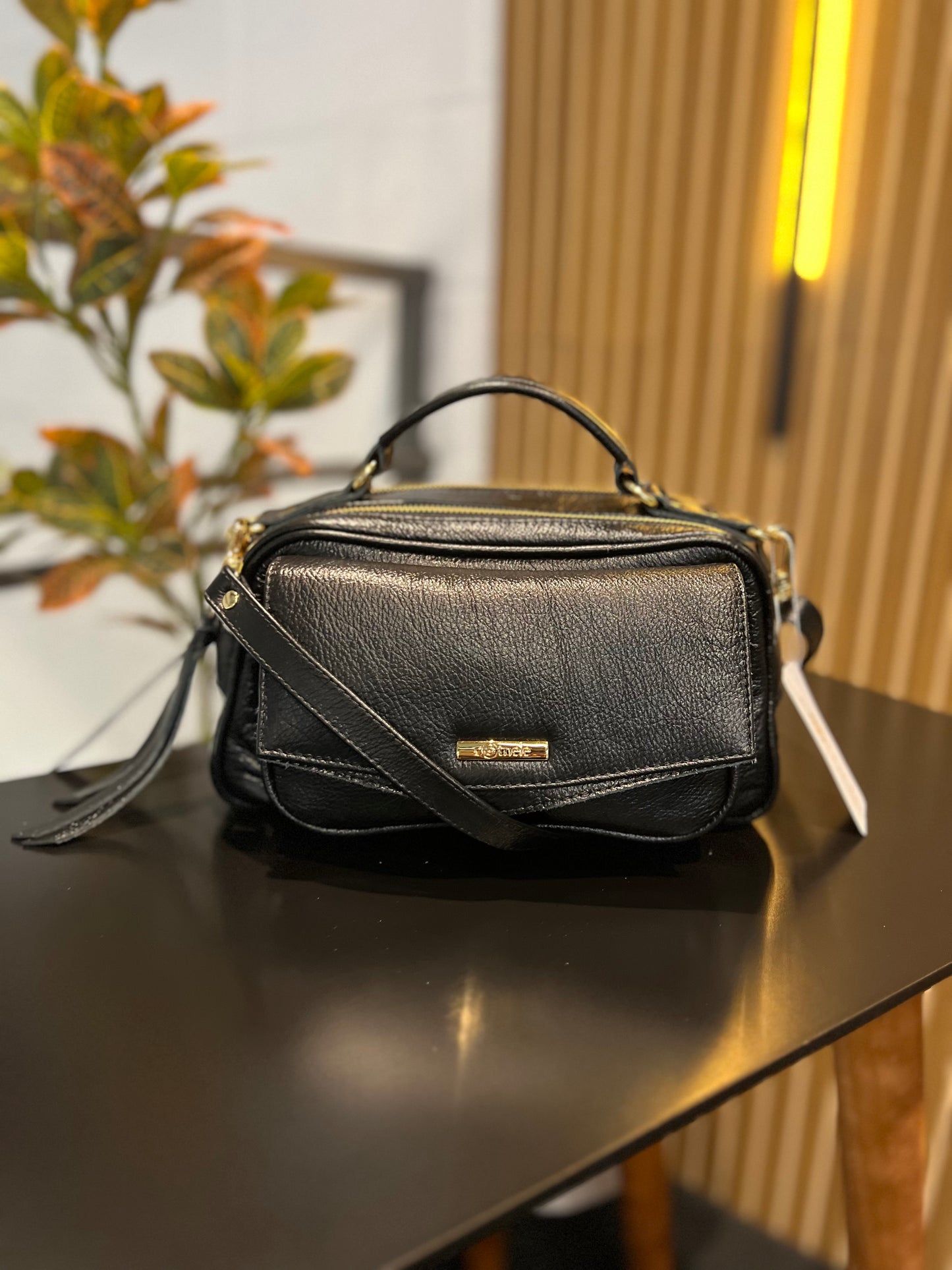 Bolsa Helena | Em couro legítimo premium