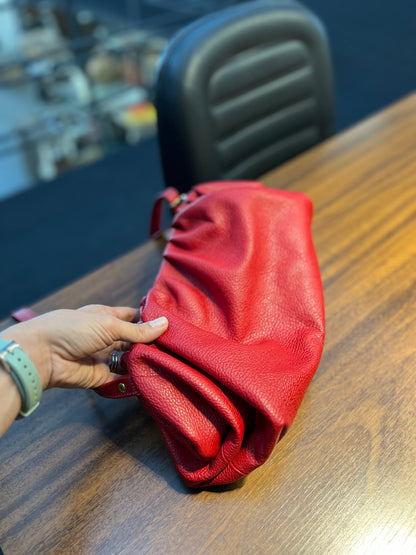 Bolsa Adelaide | Em couro legítimo premium