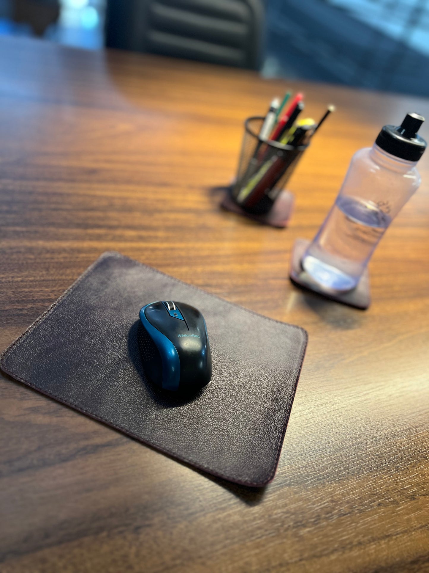 Kit de Mouse Pad + 02 Porta Copos | Em couro legítimo premium