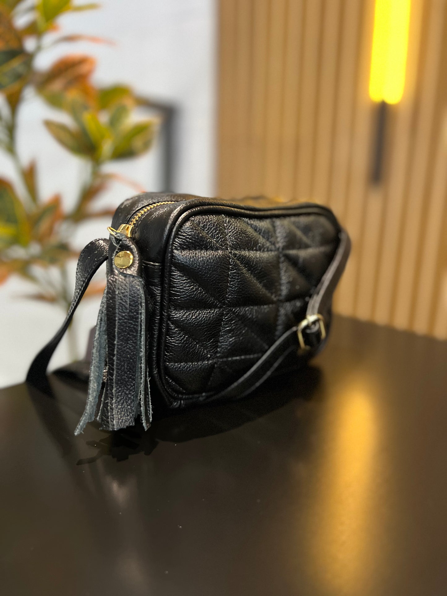 Mini Bag Vivi | Em couro legítimo premium