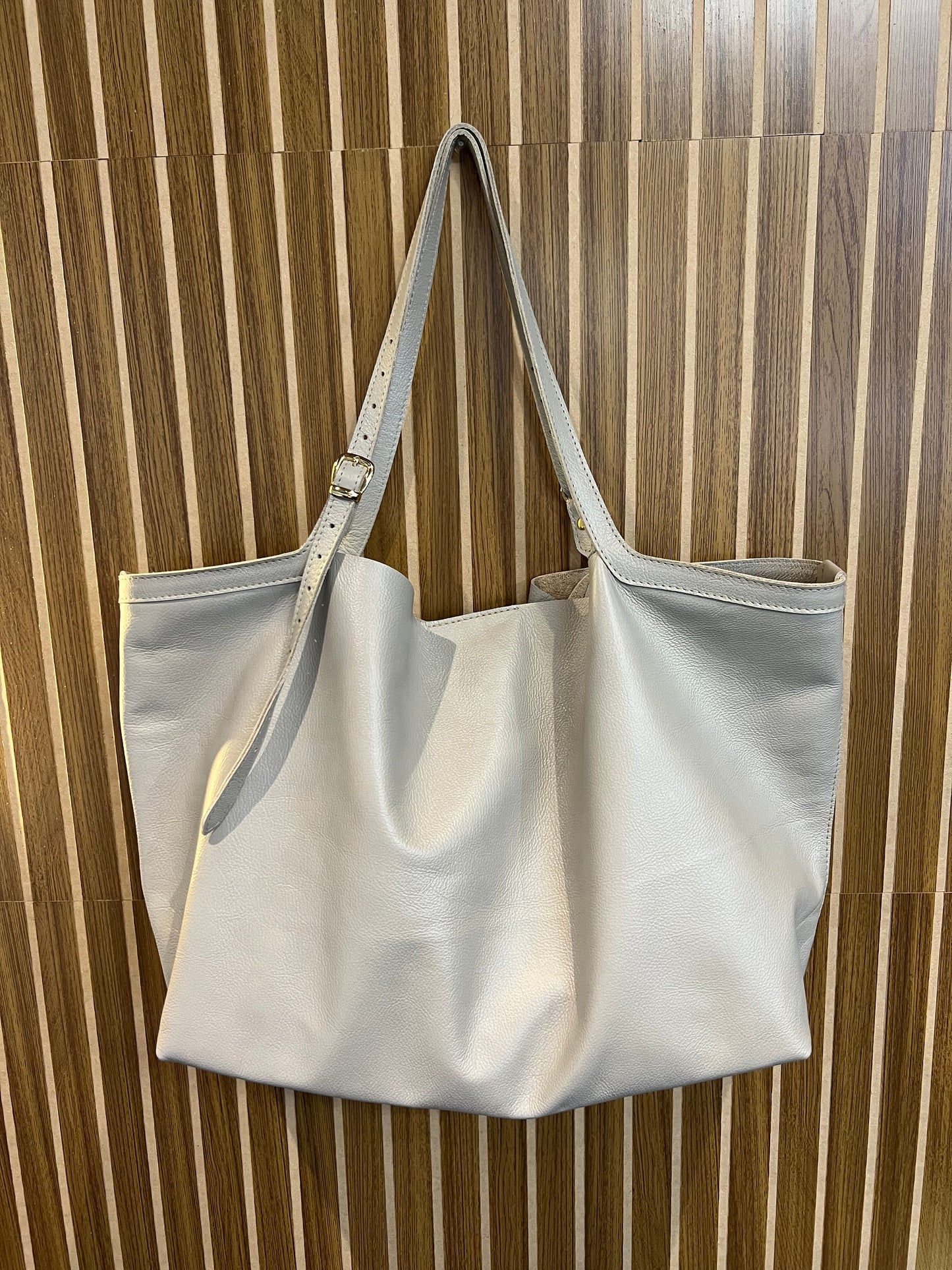 Sacola Débora | Em couro legítimo premium