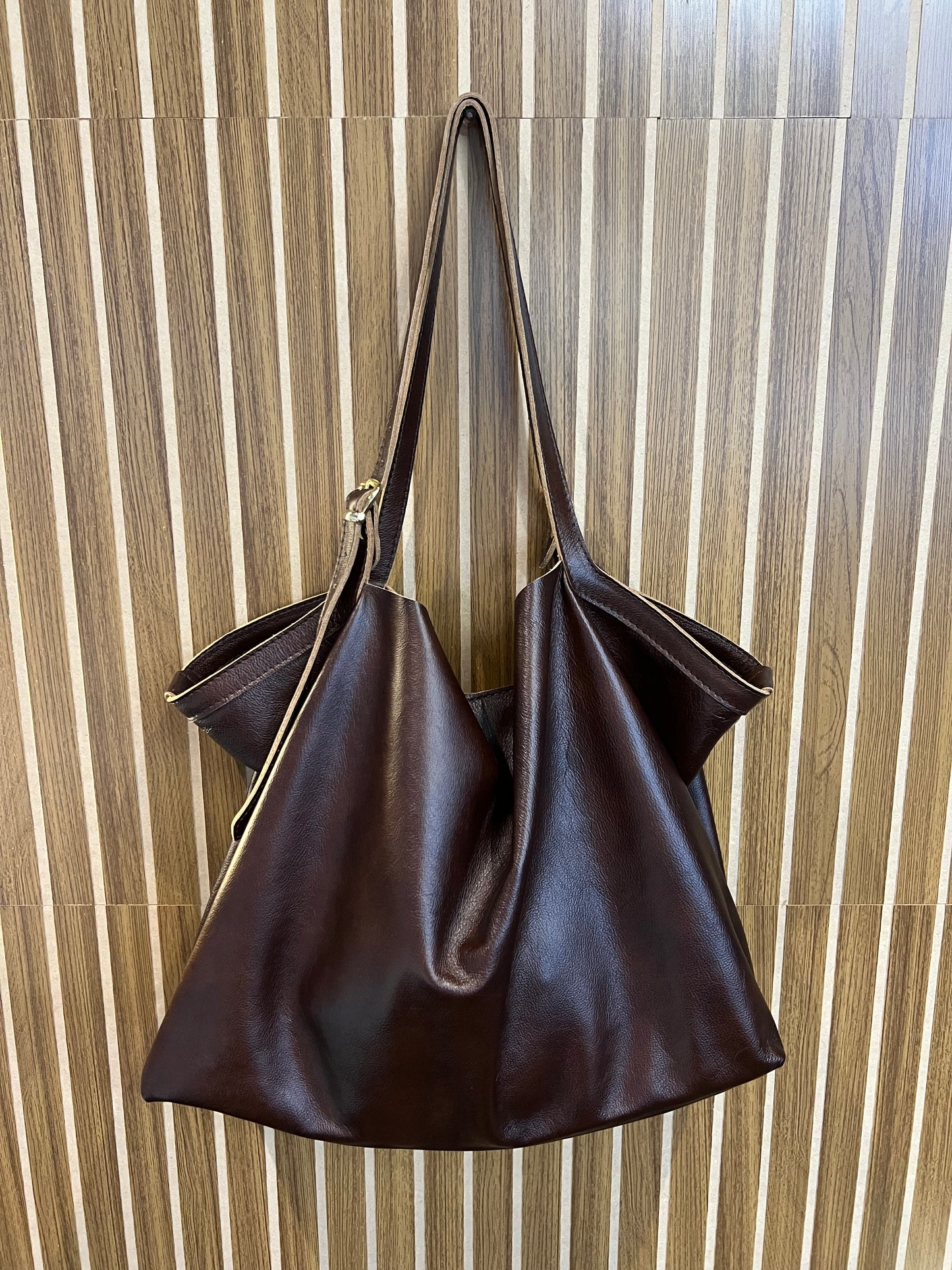 Sacola Débora | Em couro legítimo premium