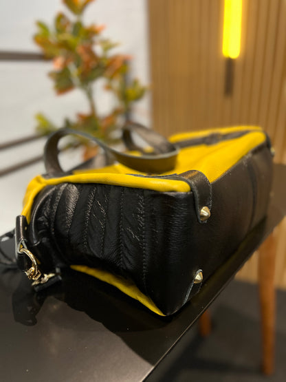 Bolsa Tonia | Em couro legítimo premium