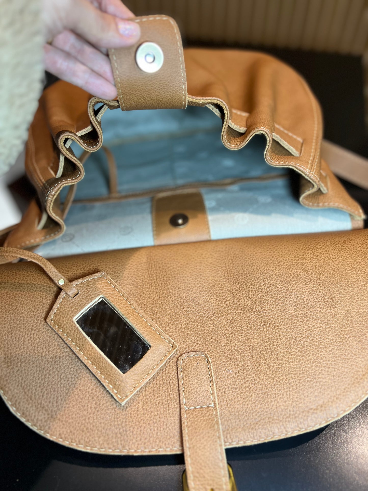 Bolsa Betina | Em couro legítimo premium