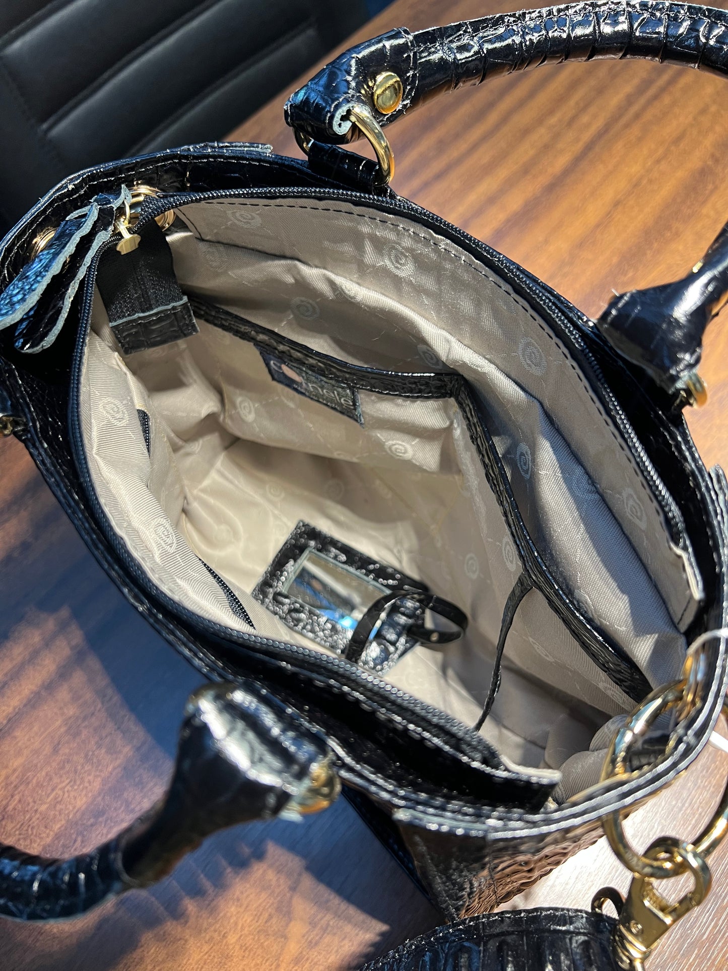 Bolsa Francis | Em couro legítimo premium