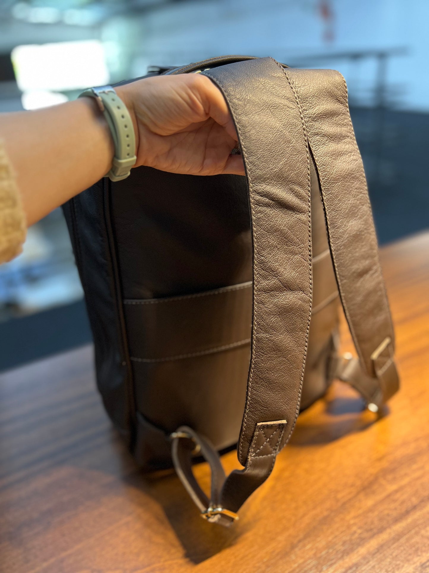 Mochila Taylor | Em couro legítimo premium