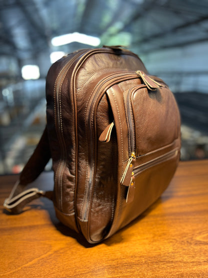 Mochila Taylor | Em couro legítimo premium