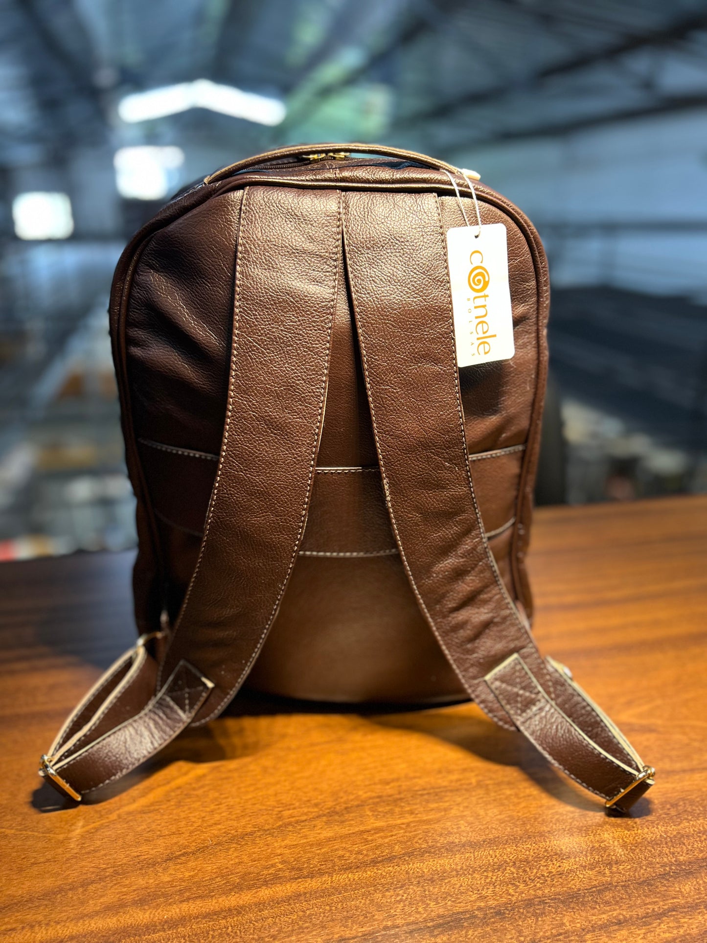 Mochila Taylor | Em couro legítimo premium