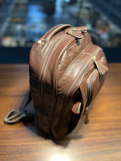 Mochila Taylor | Em couro legítimo premium