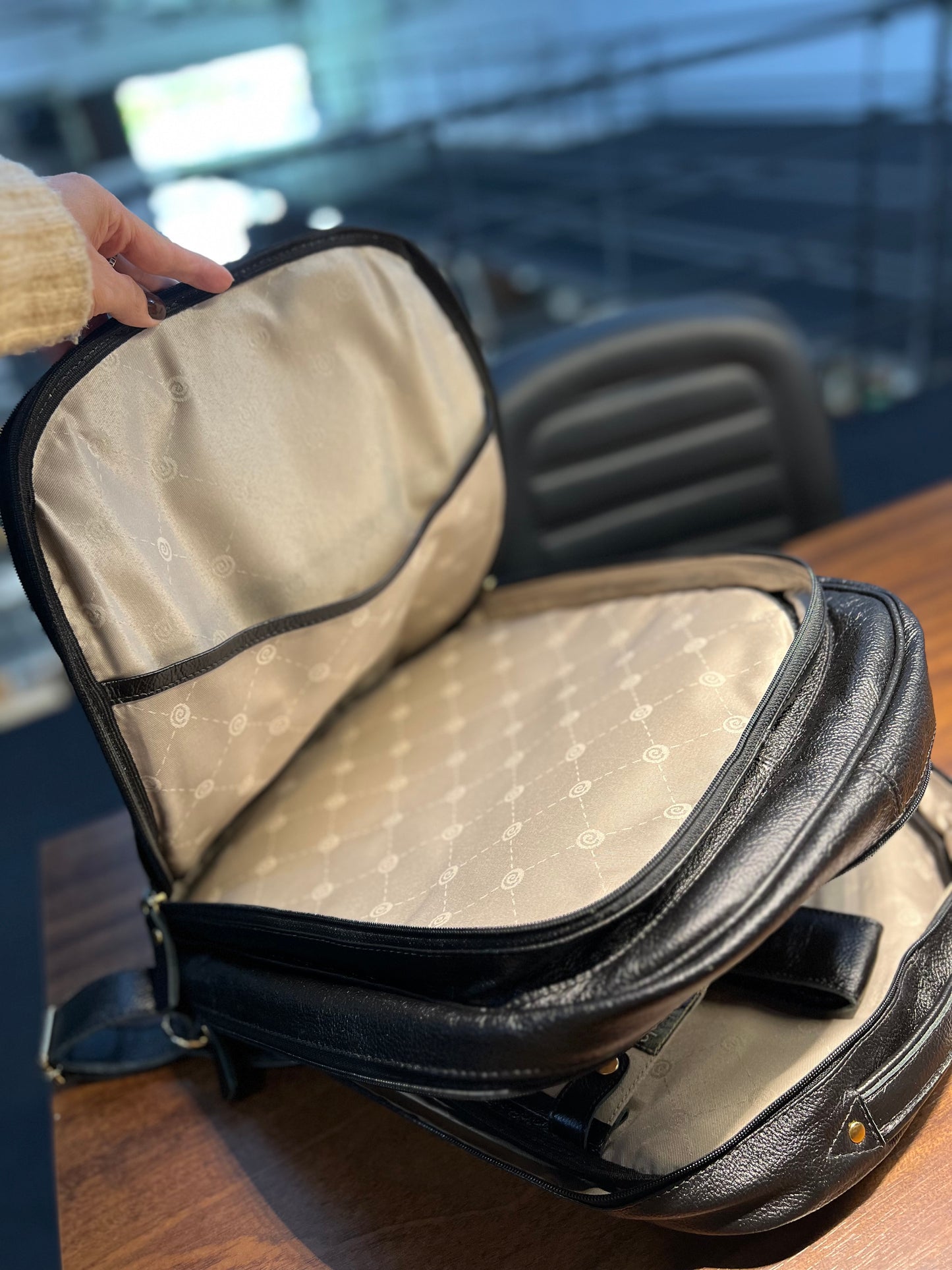 Mochila Taylor | Em couro legítimo premium