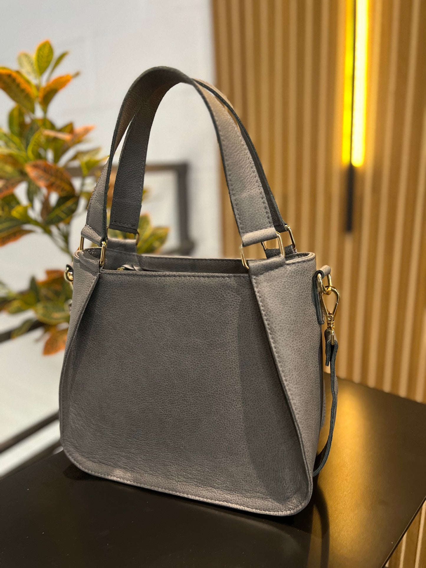 Bolsa Francis | Em couro legítimo premium