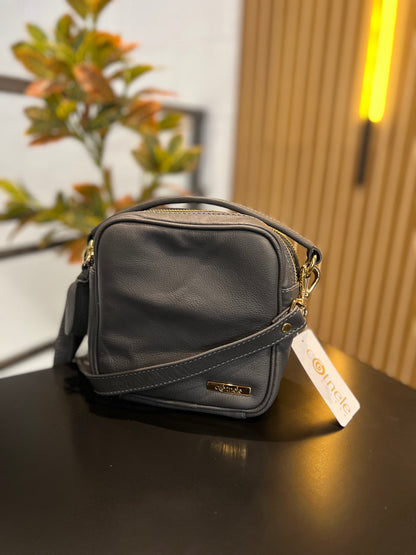 Bolsa Juliana | Em couro legítimo premium