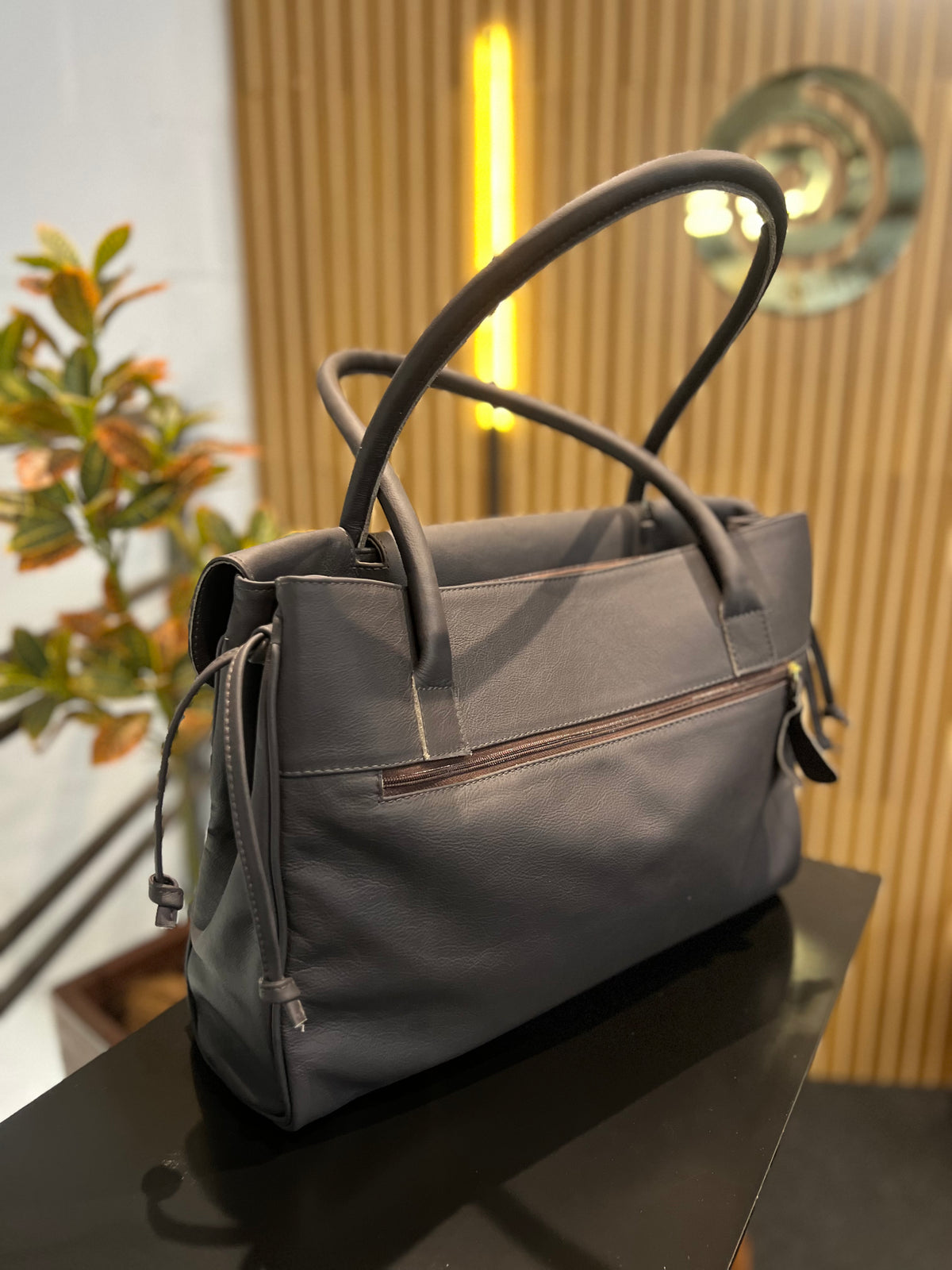 Bolsa Olga | Em couro legítimo premium