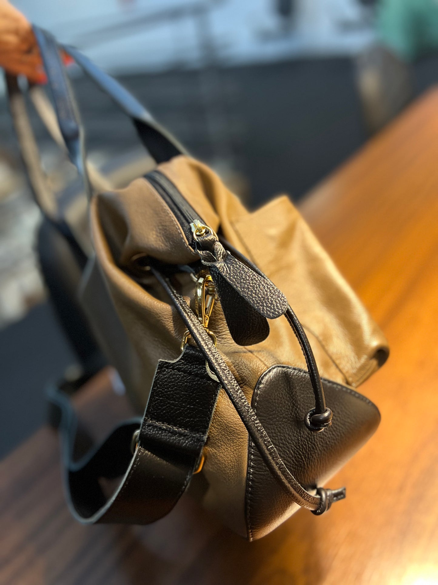 Bolsa Angélica | Em couro legítimo premium