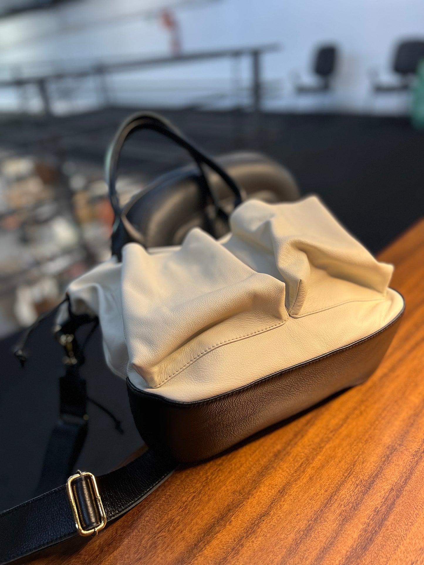 Bolsa Angélica | Em couro legítimo premium