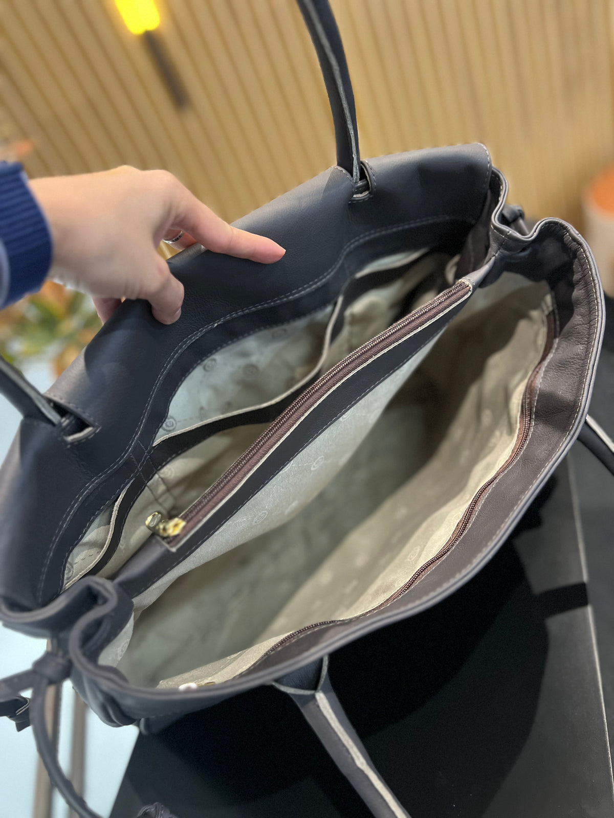 Bolsa Olga | Em couro legítimo premium