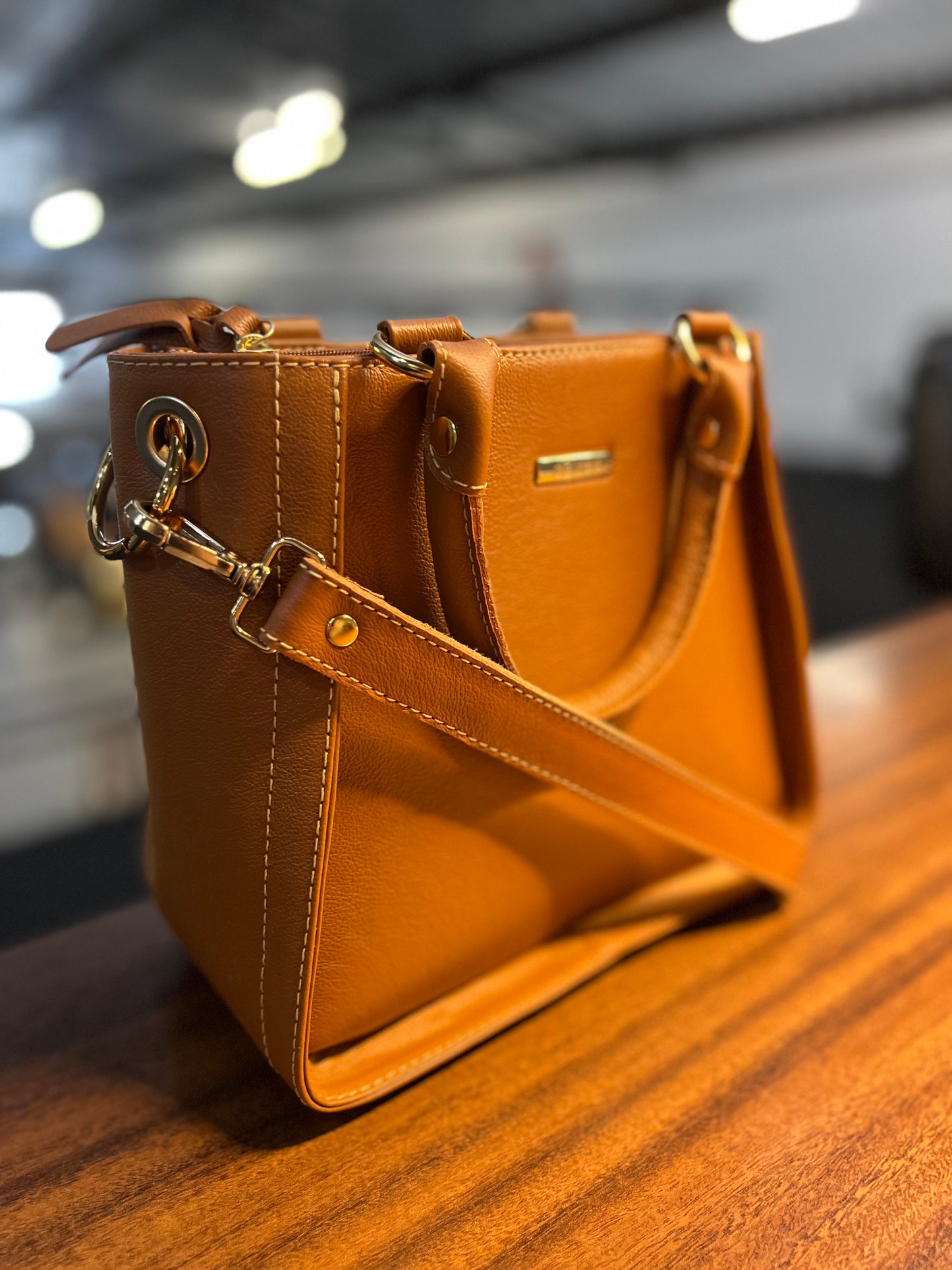 Bolsa Francis | Em couro legítimo premium