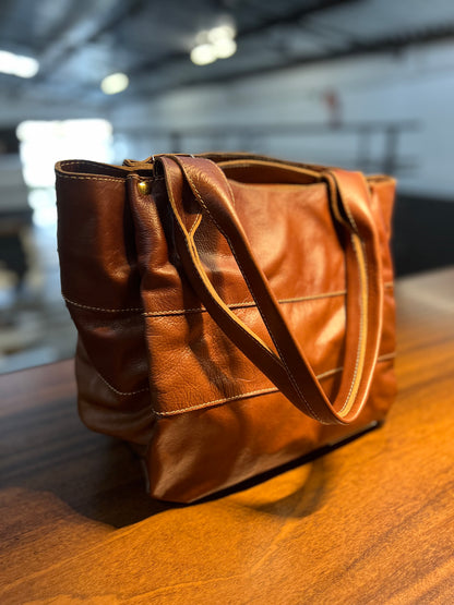 Bolsa Chica | Em couro legítimo premium