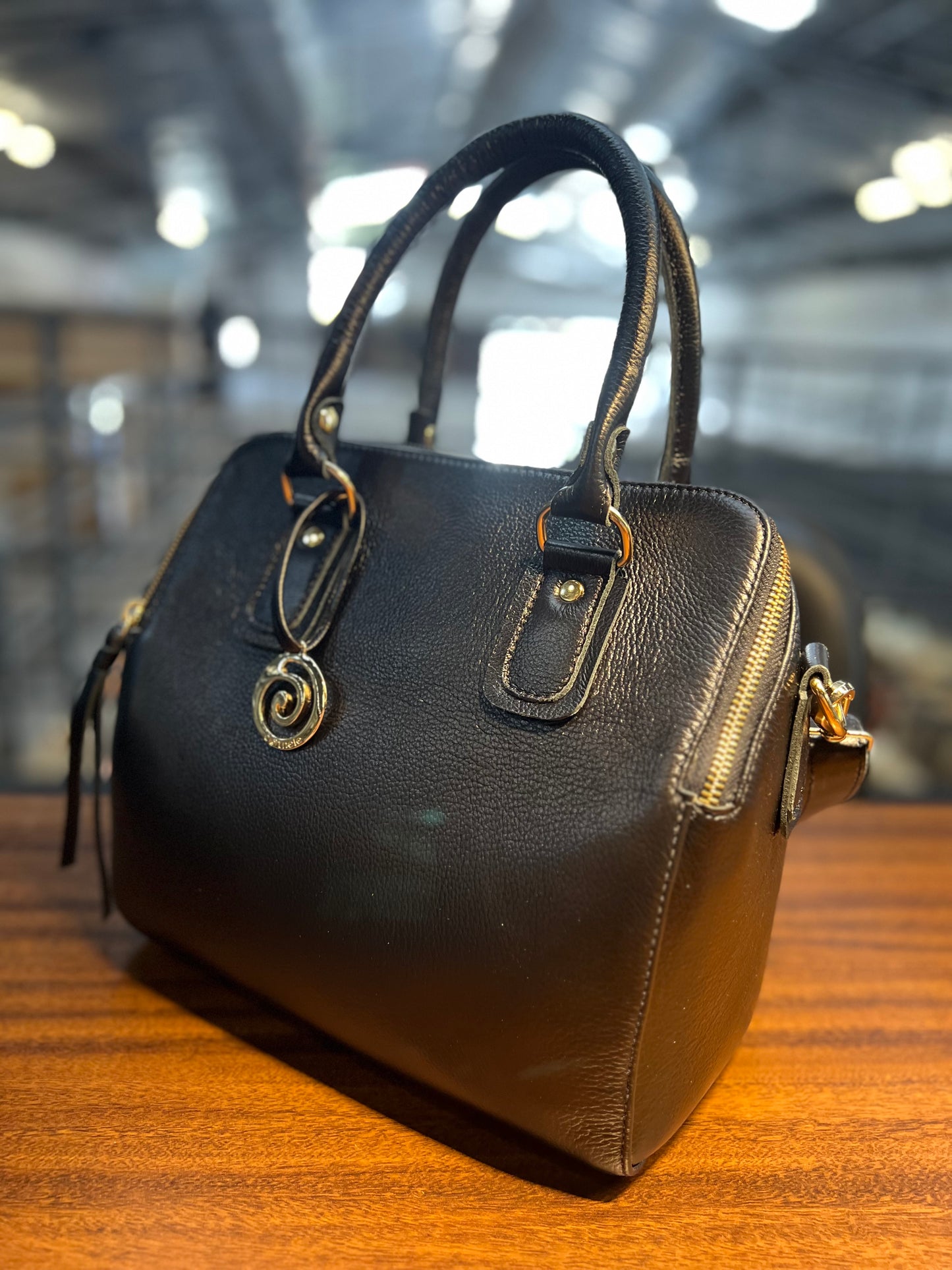 Bolsa Olívia | Em couro legítimo premium