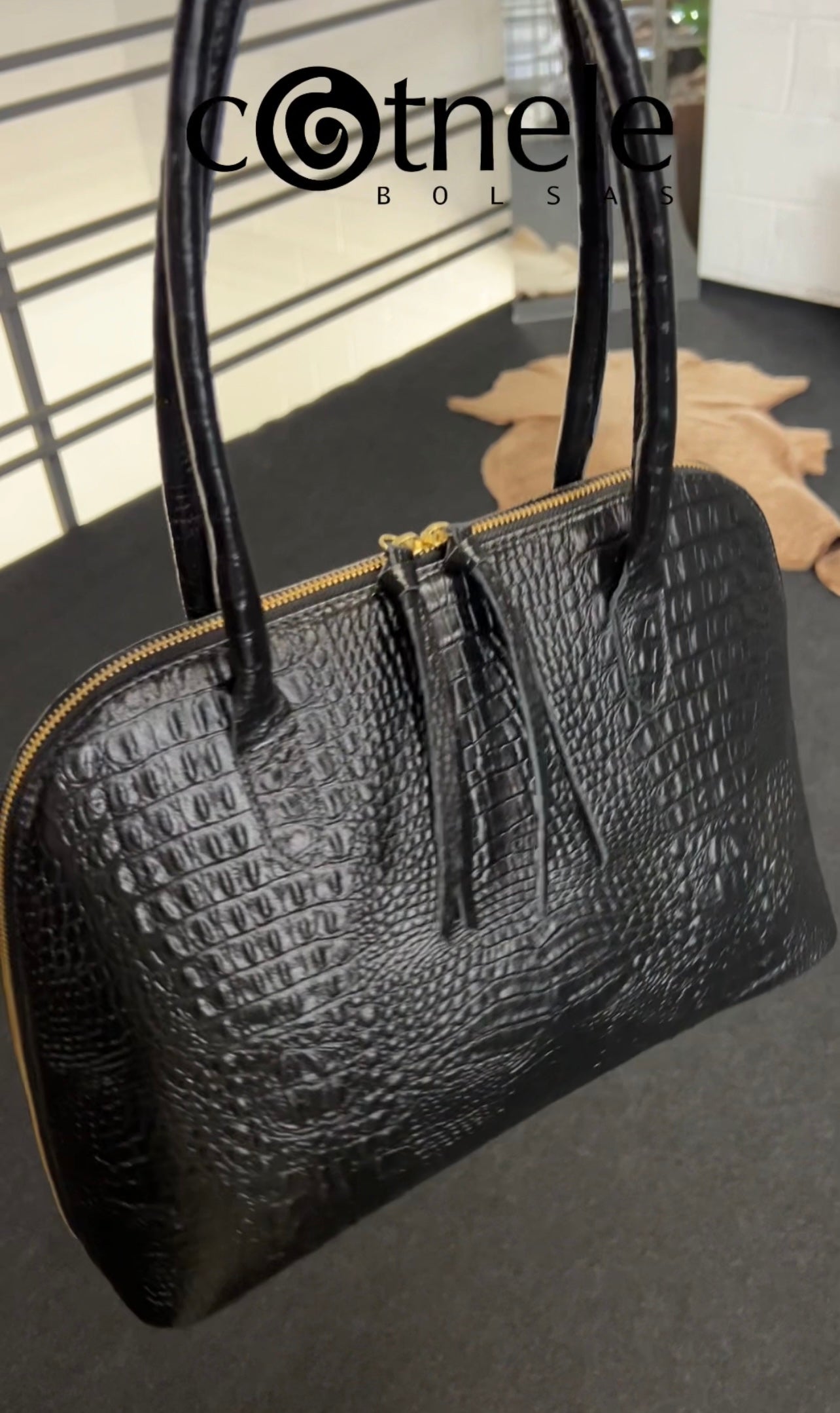 Bolsa Jacira | Em couro legítimo premium