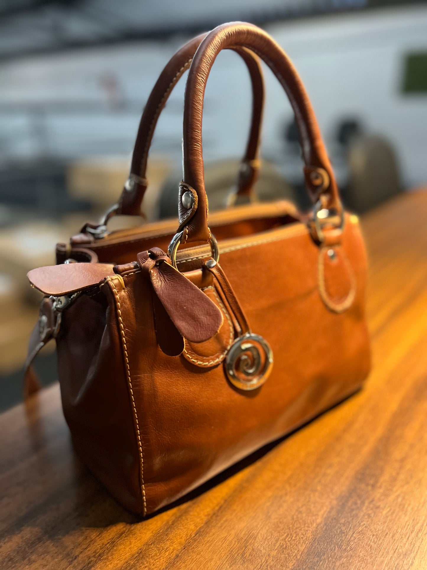 Bolsa Elen | Em couro legítimo premium