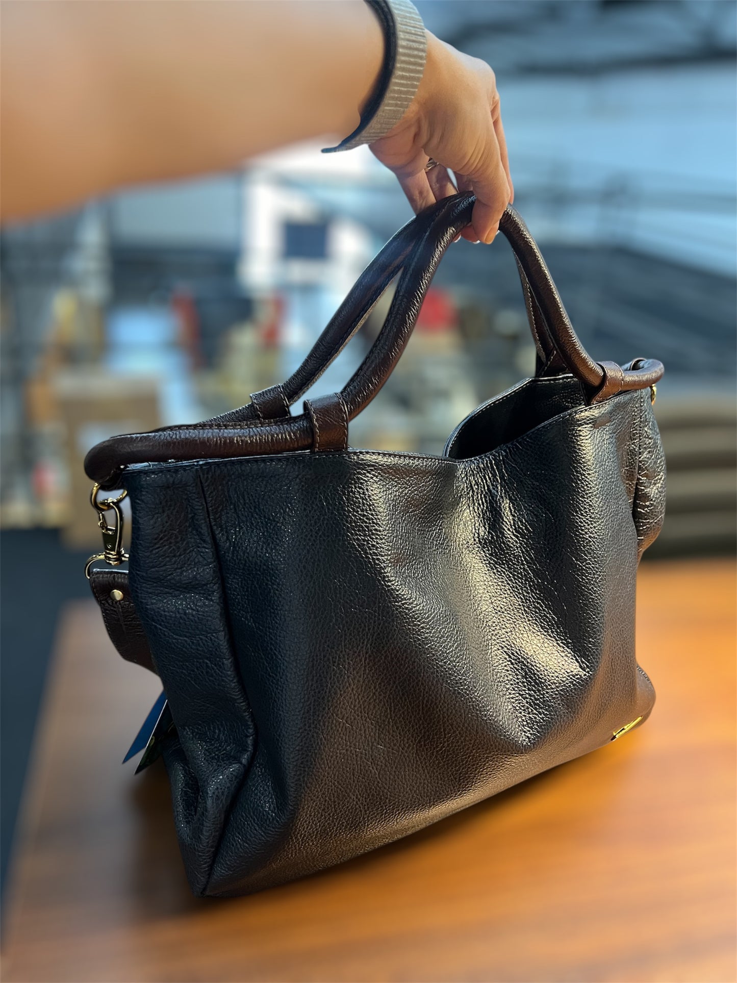Bolsa Elza | Em couro legítimo premium