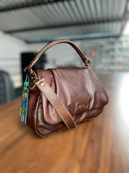 Bolsa Claudia | Em couro legítimo premium