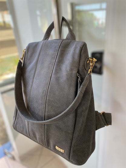 Mochila Pietra | Em couro legítimo premium