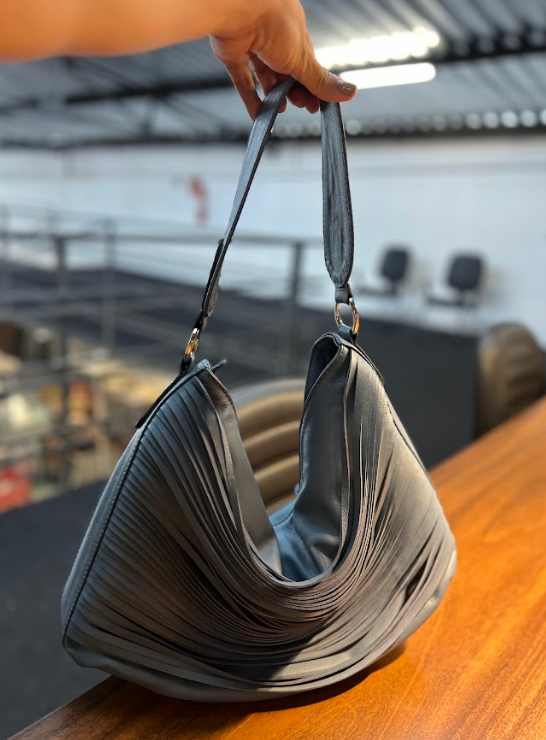 Bolsa Iolanda | Em couro legítimo premium
