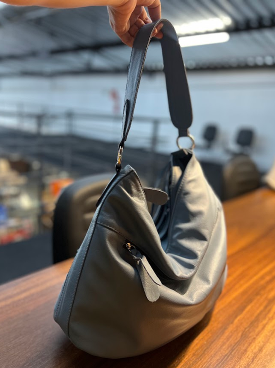 Bolsa Iolanda | Em couro legítimo premium